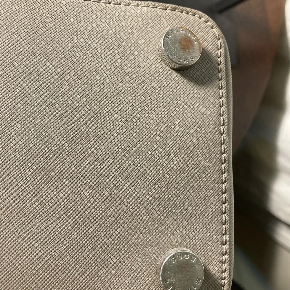 Michael Kors Grey Large Tote Bag MK - Picture 7 of 10